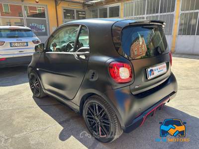 Smart ForTwo Fortwo 0.9 t Brabus Style 90cv twinamic Nero usata Bologna