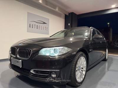 BMW Serie 5 520d d xDrive Luxury Line/TETTO PANORAMICO Grigio usata Santa Maria di Sala