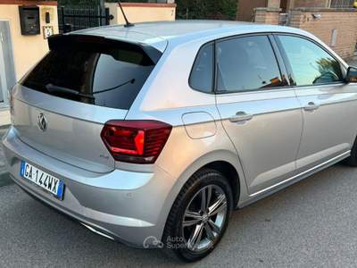 Volkswagen Polo Polo VI 2020 5p 1.0 tgi Metano Highline 90cv my19 R Line Argento usata FERRARA
