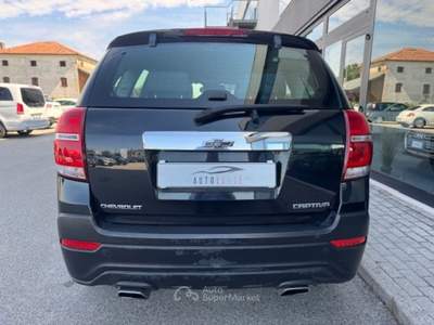 Chevrolet Captiva 2.2 VCDi 163CV 7 POSTI 2WD LT Nero usata Santa Maria di Sala