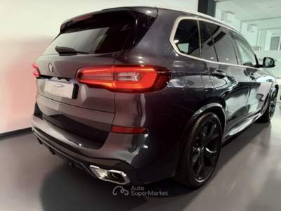 BMW X5 xDrive 30d 265CV M-SPORT 7 POSTI Grigio usata Santa Maria di Sala