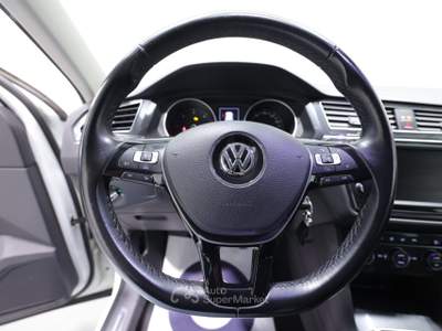 Volkswagen Tiguan 1.6 TDI SCR STYLE BLUEMOTION TECHNOLOGY Bianco usata Brescia