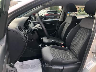 Volkswagen Polo 1.4 TDI 5p. Business EURO 6 OK NEOPATENTATI Argento usata SAN PIETRO IN CARIANO