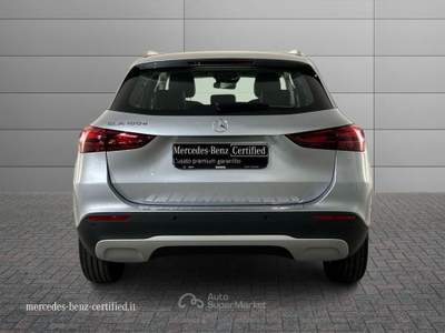 Mercedes-Benz GLA 180 D Advanced 8G-DCT Argento usata Brescia