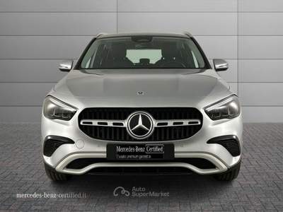 Mercedes-Benz GLA 180 D Advanced 8G-DCT Argento usata Brescia