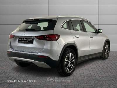 Mercedes-Benz GLA 180 D Advanced 8G-DCT Argento usata Brescia