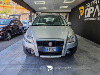 Fiat Sedici 1.9 mjt Dynamic 4x4 120cv Argento usata Marano di Napoli