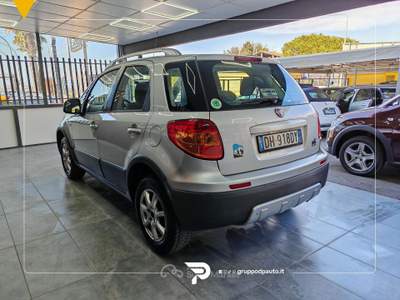 Fiat Sedici 1.9 mjt Dynamic 4x4 120cv Argento usata Marano di Napoli