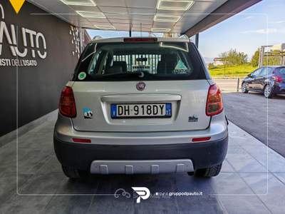 Fiat Sedici 1.9 mjt Dynamic 4x4 120cv Argento usata Marano di Napoli
