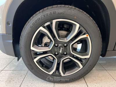 Jeep Avenger Avenger 1.2 turbo e-hybrid mhev Summit fwd 110cv edct6 Grigio usata Piombino Dese