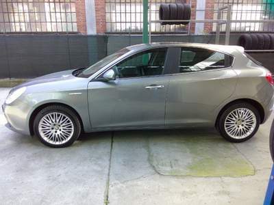 Alfa Romeo Giulietta 2.0 JTDm-2 170 CV Distinctive Grigio usata Fossano
