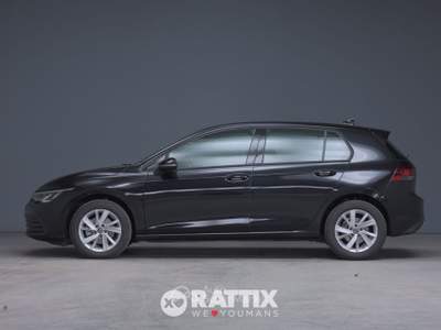 Volkswagen Golf golf 1.0 etsi evo life 110cv dsg Nero usata Barzago
