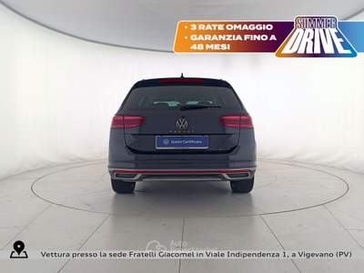 Volkswagen Passat alltrack 2.0 tdi 4motion 200cv dsg Nero usata Vigevano