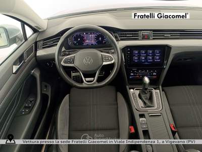 Volkswagen Passat alltrack 2.0 tdi 4motion 200cv dsg Nero usata Vigevano
