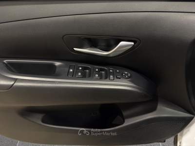 Hyundai Tucson  1.6 t-gdi 48v xtech 2wd imt Bianco usata Firenze