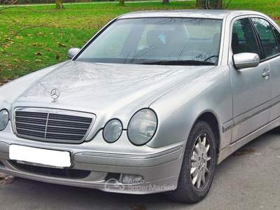Mercedes-Benz Classe E Kompressor EVO Elegance Argento usata Mentana