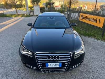 Audi A8 “L’ammiraglia che ridefinisce l’eleganza” Nero usata Palomonte