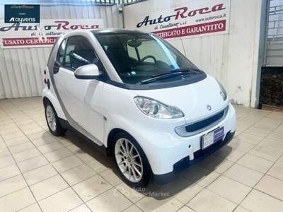 Smart ForTwo fortwo 1000 52 kW MHD coupé passion Bianco usata ACI CASTELLO