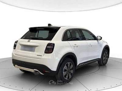 Fiat 600 Hybrid 145 CV DCT MHEV Bianco usata Montesarchio