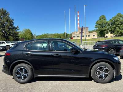 Alfa Romeo Stelvio PROMO 2.2 t Business rwd 160cv auto Nero usata Borgo San Lorenzo