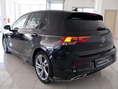 Volkswagen Golf 2.0 tdi R-Line 150cv dsg Nero usata Ceglie Messapica