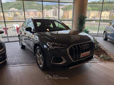Audi Q3 40 2.0 tdi Business Advanced quattro 200cv s-tronic Grigio usata Genova