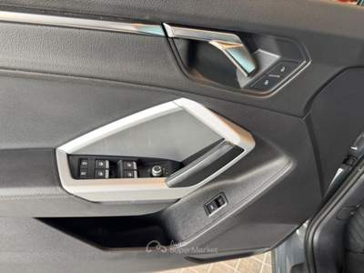 Audi Q3 40 2.0 tdi Business Advanced quattro 200cv s-tronic Grigio usata Genova
