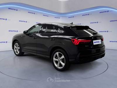 Audi Q3 Q3 Spb 45 Tfsi E S Tronic Identity Black Nero usata Cassola