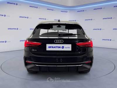 Audi Q3 Q3 Spb 45 Tfsi E S Tronic Identity Black Nero usata Cassola