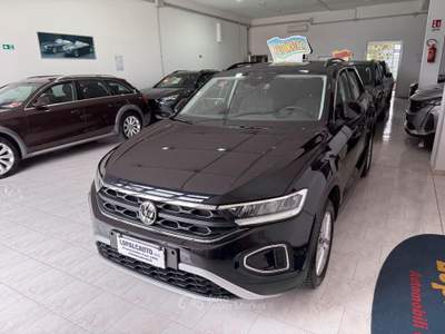 Volkswagen T-Roc 2.0 TDI SCR 150 CV DSG Life Nero usata Francavilla Fontana