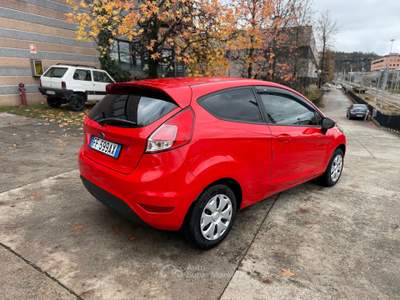 Ford Fiesta Tenuta sempre in box , nn fumatore, mai incidentata usata Senna Comasco