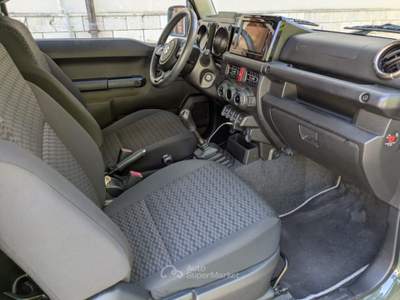 Suzuki Jimny 1.5 5MT Top Verde usata Acquasparta