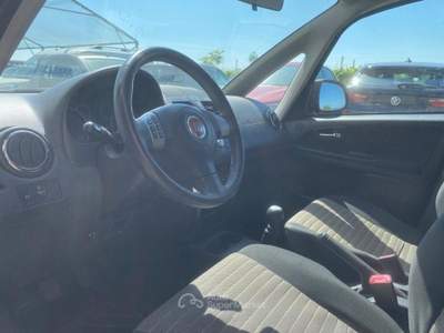 Fiat Sedici 1.6 16V 4x2 Dynamic Grigio usata Oderzo