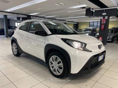 Toyota Aygo 1.0 VVT-i 72 CV 5 porte Active Bianco usata Arsago Seprio