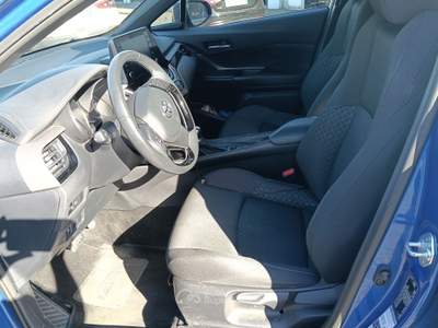 Toyota C-HR Toyota C-HR 1.8 HEV Business #10605 Blu/Azzurro usata Venaria Reale