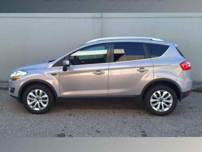Ford Kuga Business 2.0 TDCi 163CV 4WD Powersh.Tit.Bs. Argento usata Feltre