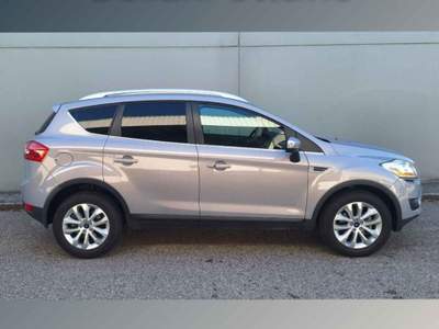 Ford Kuga Business 2.0 TDCi 163CV 4WD Powersh.Tit.Bs. Argento usata Feltre