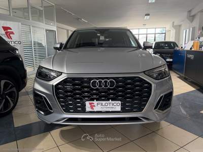 Audi Q5 Q5 SPB 40 TDI quattro S tronic S line Mild Hybrid MHEV 12V | USATO GARANTITO Argento usata Manduria