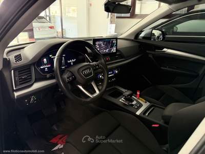 Audi Q5 Q5 SPB 40 TDI quattro S tronic S line Mild Hybrid MHEV 12V | USATO GARANTITO Argento usata Manduria