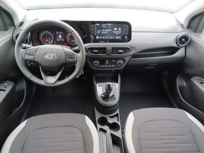 Hyundai i10 1.0 MPI AT Trend Blu/Azzurro usata Castelnuovo Rangone