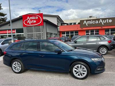 Skoda Octavia Octavia 2.0 TDI EVO SCR DSG Wagon Exec. Blu/Azzurro usata Lavis