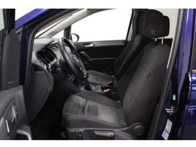 Volkswagen Touran 2.0 TDI 115 CV SCR Business BlueMotion Technology Blu/Azzurro usata Castelnuovo Rangone
