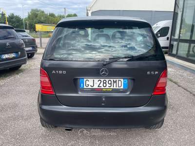 Mercedes-Benz Classe A Classe A - W/V 168 Elegance Nero usata Ravenna