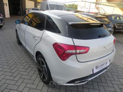 DS Automobiles DS 5 DS5 2.0 bluehdi GT line Bianco usata Treviglio