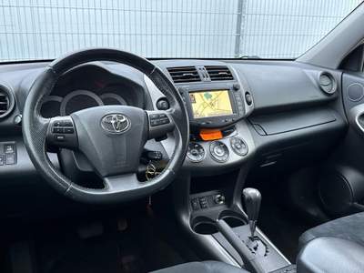 Toyota RAV4 RAV4 Crossover 2.2 D-Cat A/T 150 CV Executive Bianco usata Castelnuovo Rangone