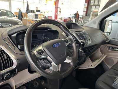 Ford Tourneo Custom 2.0 TDCi 130CV Nero usata Castelnuovo Rangone
