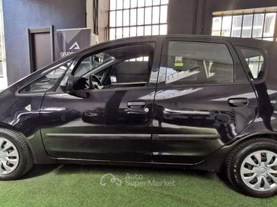 Mitsubishi Colt Colt VIII 2004 5p 1.1 Inform Nero usata Torino