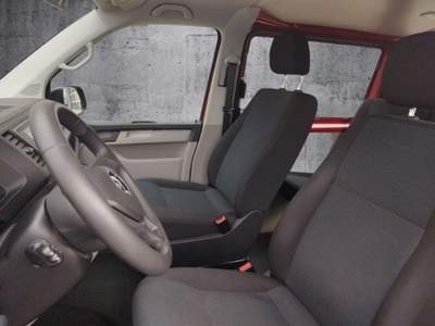 Volkswagen Caravelle 2.0 TDI 150CV Trendline Rosso usata Castelnuovo Rangone