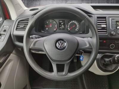 Volkswagen Caravelle 2.0 TDI 150CV Trendline Rosso usata Castelnuovo Rangone