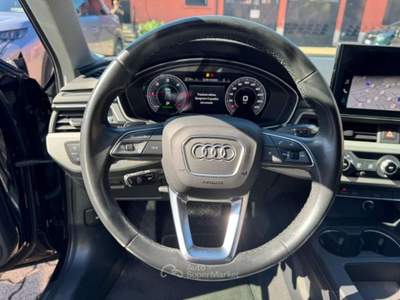 Audi A4 Avant 40 TDI S tronic BUSINESS ADVANCED Nero usata Milano